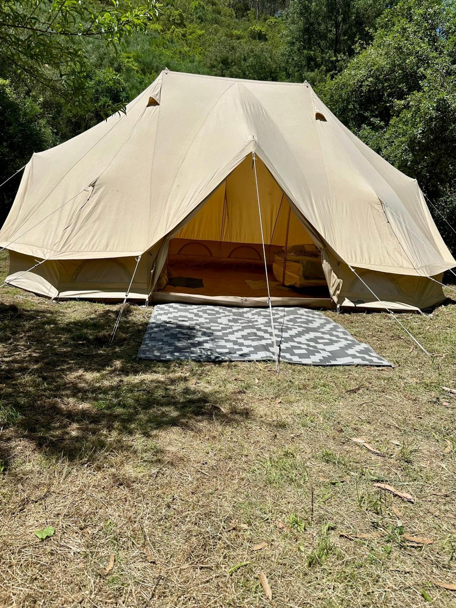 Giant Canvas Rental Tent Agro-Turismo Quinta Da Fonte Фигейро дос Виньос Екстериор снимка